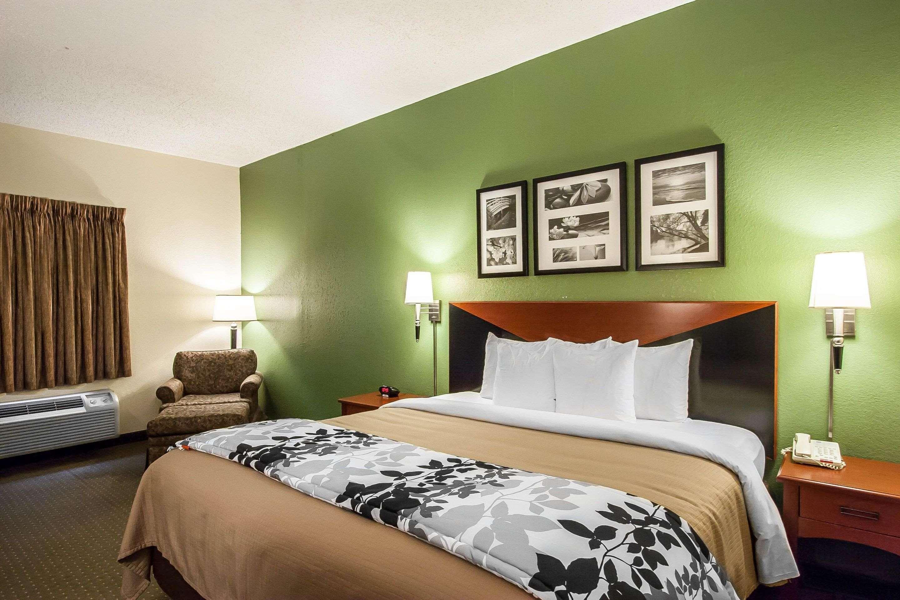 Sleep Inn & Suites Airport Pearl Exterior photo